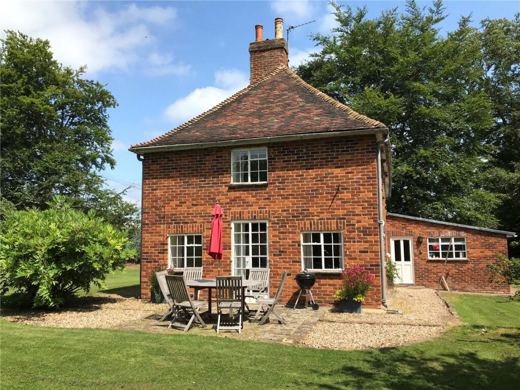 3 bed Detached for rent in Bekesbourne Hill. From Winkworth - Canterbury 3 bed Detached for rent in Bekesbourne Hill. From Winkworth - Canterbury