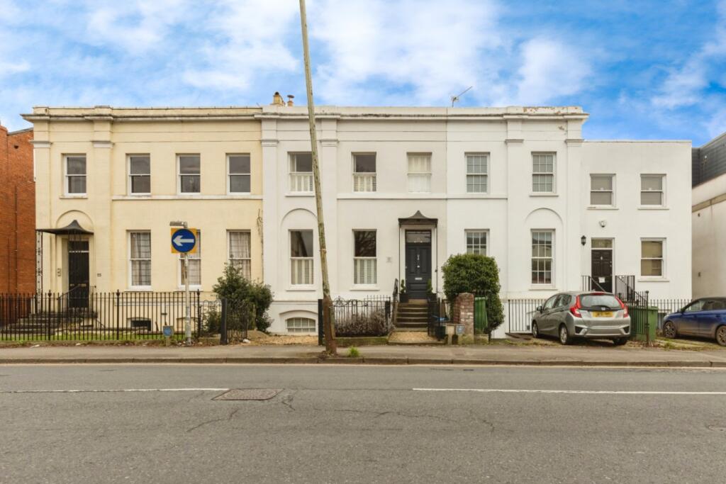 3 bed Mid Terraced House for rent in Prestbury. From Winkworth - Cheltenham