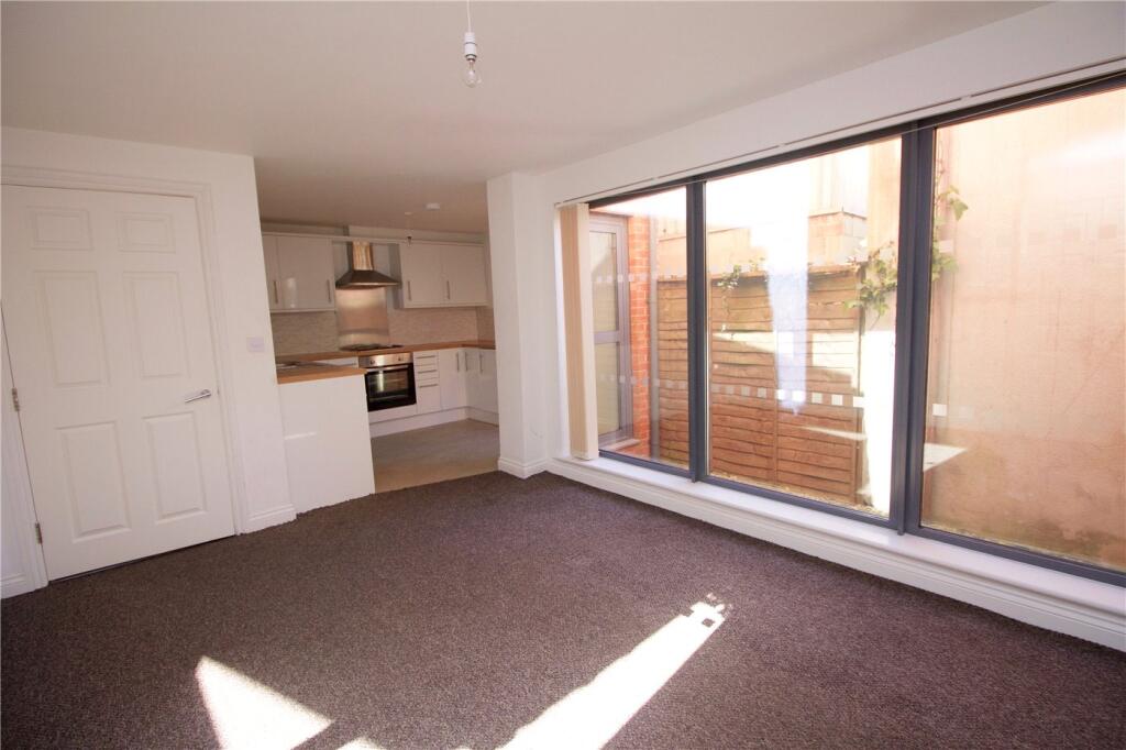 1 bed Apartment for rent in Prestbury. From Winkworth - Cheltenham