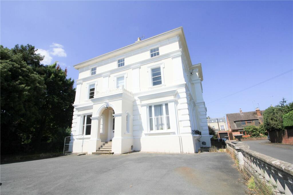 3 bed Apartment for rent in Prestbury. From Winkworth - Cheltenham