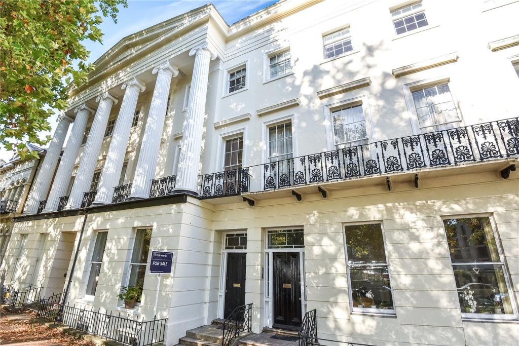 2 bed Apartment for rent in Cheltenham. From Winkworth - Cheltenham
