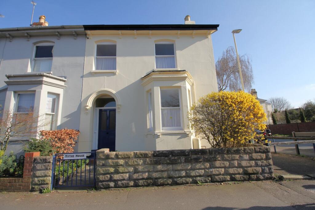 3 bed End of Terrace for rent in Swindon. From Winkworth - Cheltenham