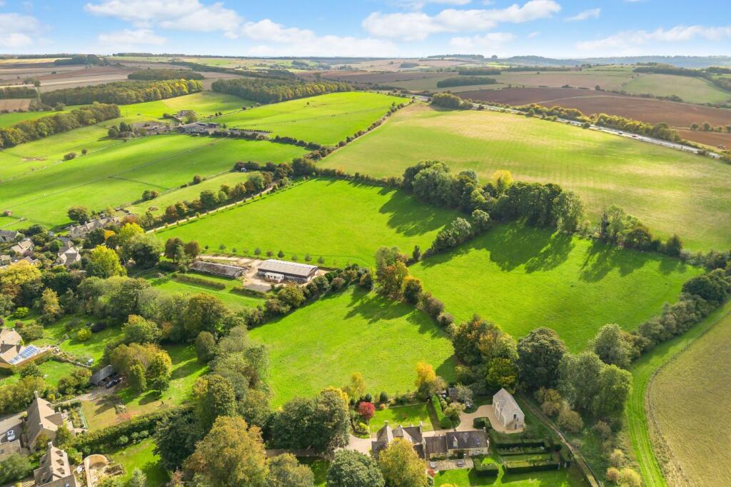 4 bed Detached for rent in Shipton. From Winkworth - Cheltenham 4 bed Detached for rent in Shipton. From Winkworth - Cheltenham