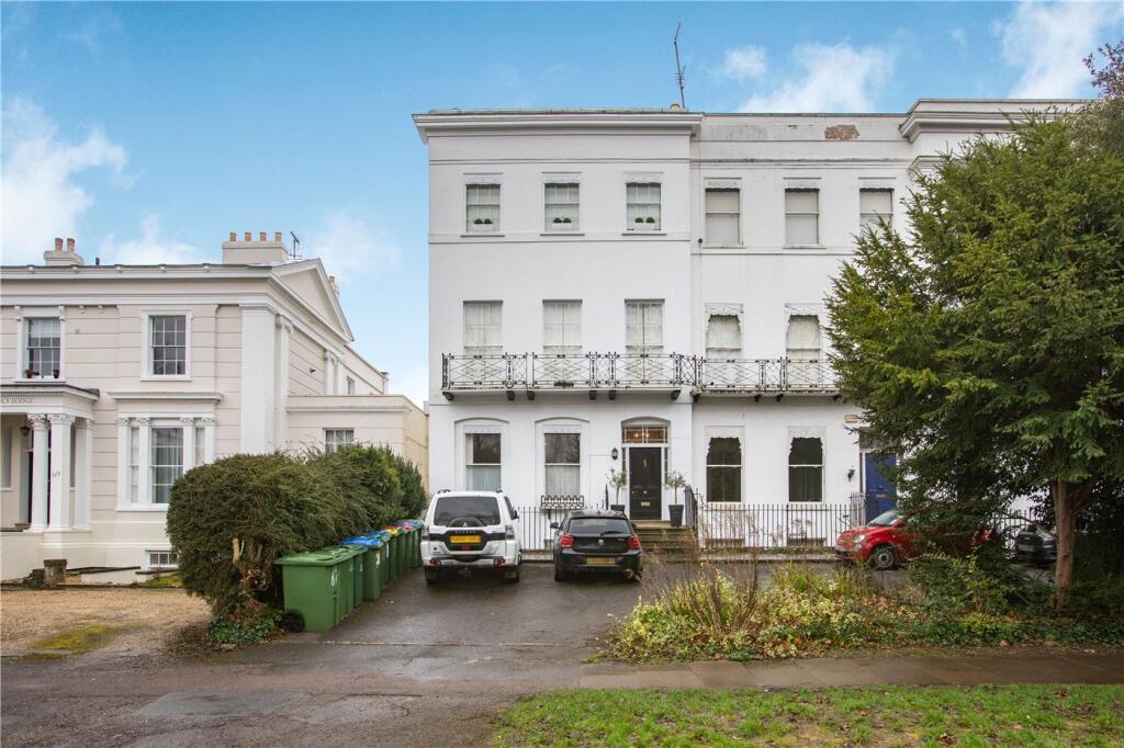 2 bed Apartment for rent in Prestbury. From Winkworth - Cheltenham 2 bed Apartment for rent in Prestbury. From Winkworth - Cheltenham