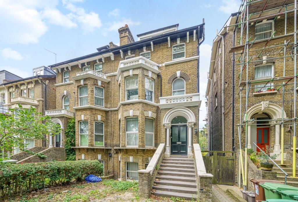 1 bed Apartment for rent in Camberwell. From Winkworth - Dulwich