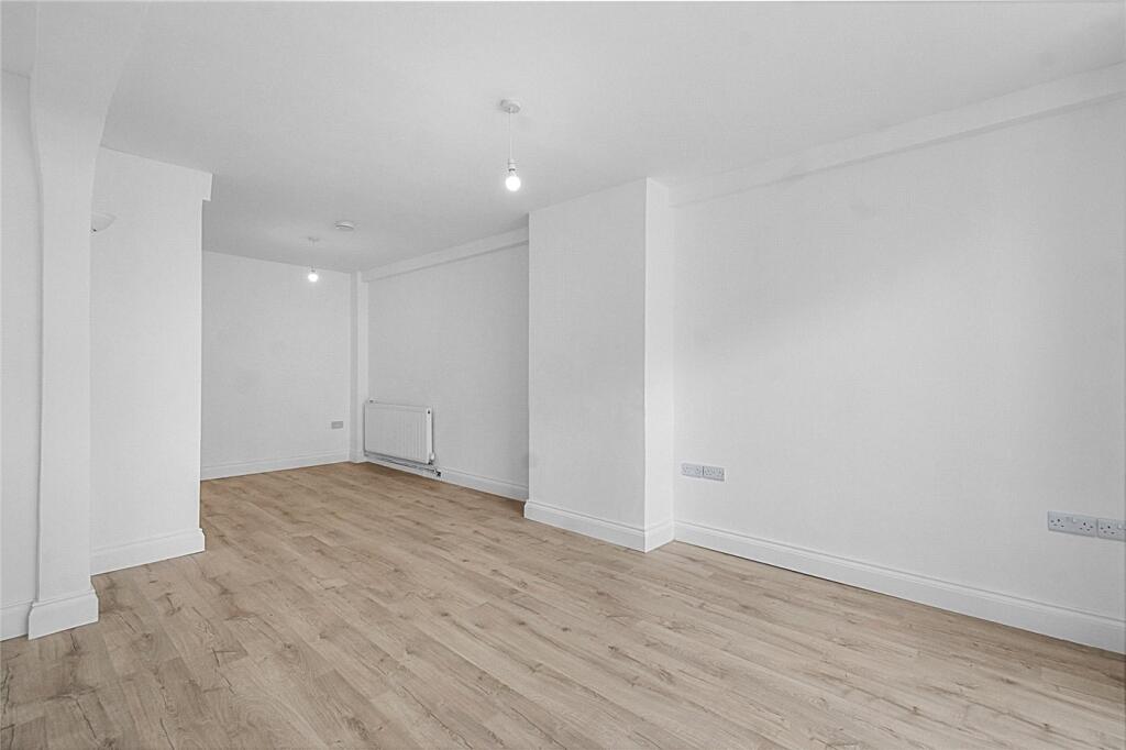 2 bed Detached for rent in Deptford. From Winkworth - Dulwich