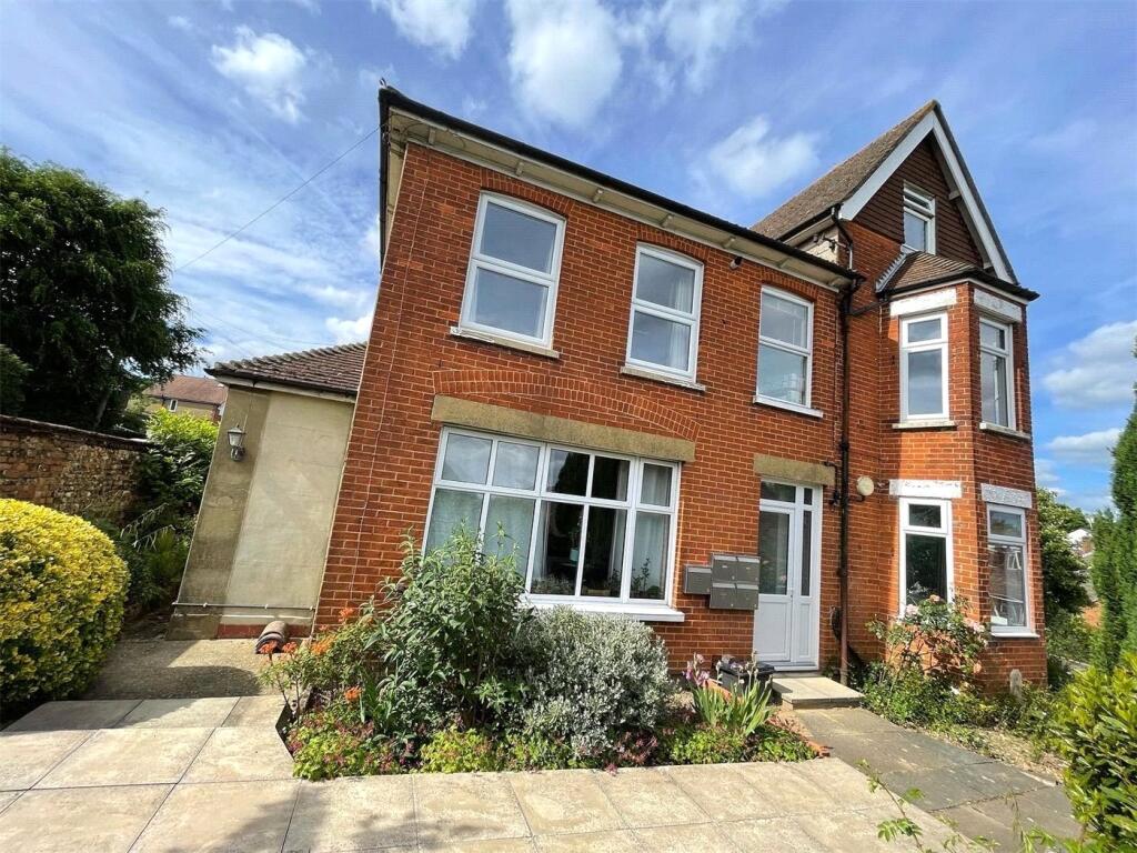 0 bed Studio for rent in Heath End. From Winkworth - Farnham