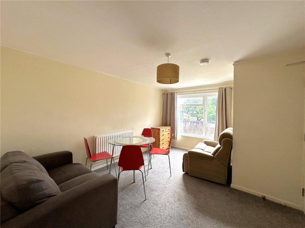 2 bed End of Terrace for rent in Farnham. From Winkworth - Farnham
