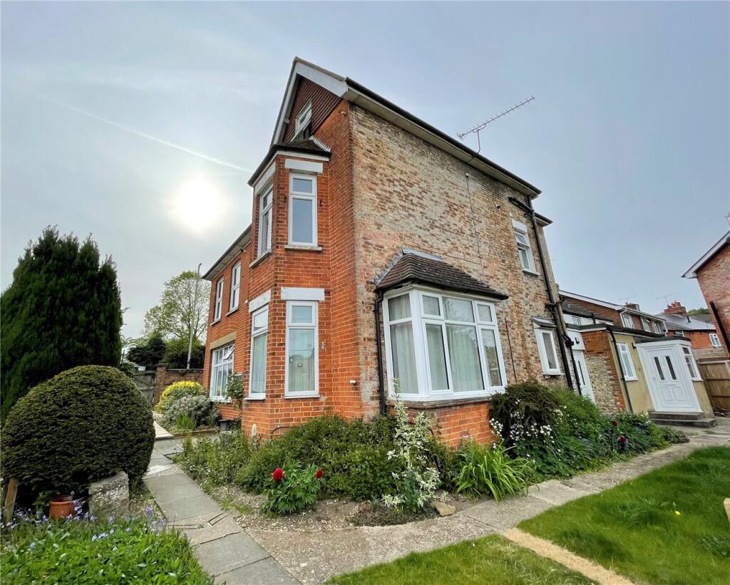 1 bed Apartment for rent in Heath End. From Winkworth - Farnham 1 bed Apartment for rent in Heath End. From Winkworth - Farnham