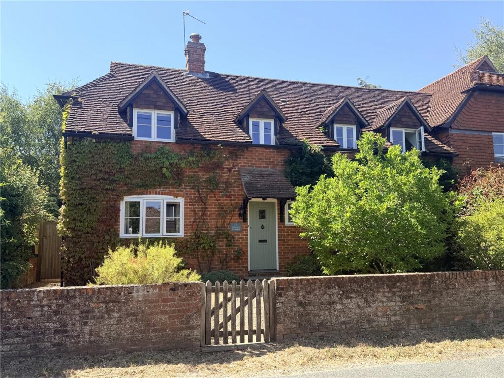 4 bed Semi Detached for rent in Crondall. From Winkworth - Farnham