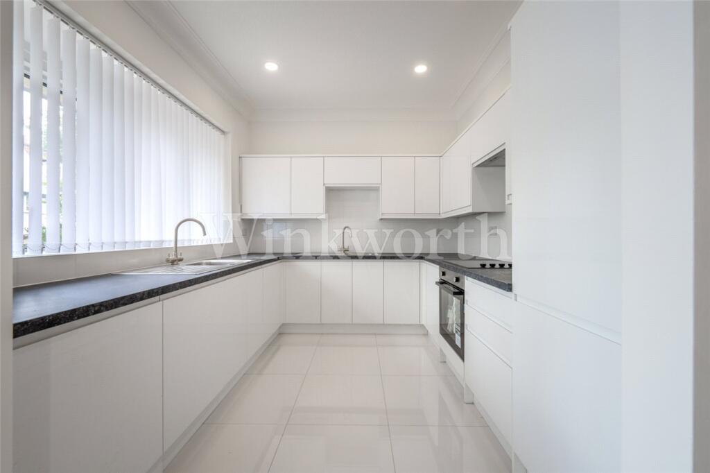 2 bed Detached for rent in London. From Winkworth - Golders Green