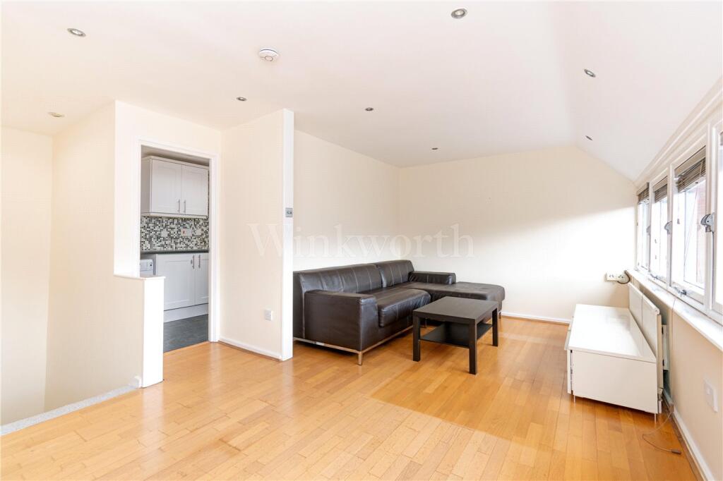 2 bed Apartment for rent in London. From Winkworth - Golders Green