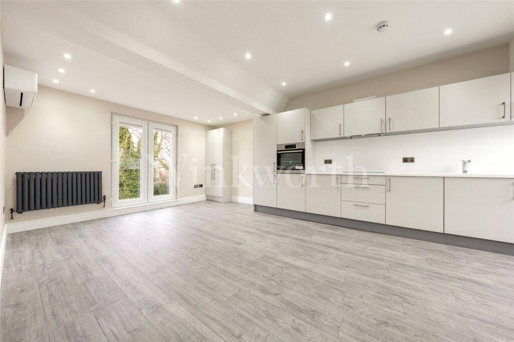2 bed Apartment for rent in London. From Winkworth - Golders Green