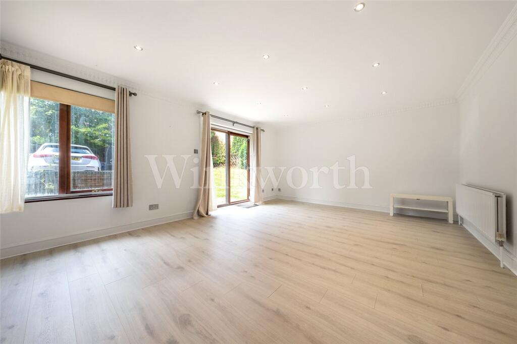 2 bed Apartment for rent in Hendon. From Winkworth - Golders Green