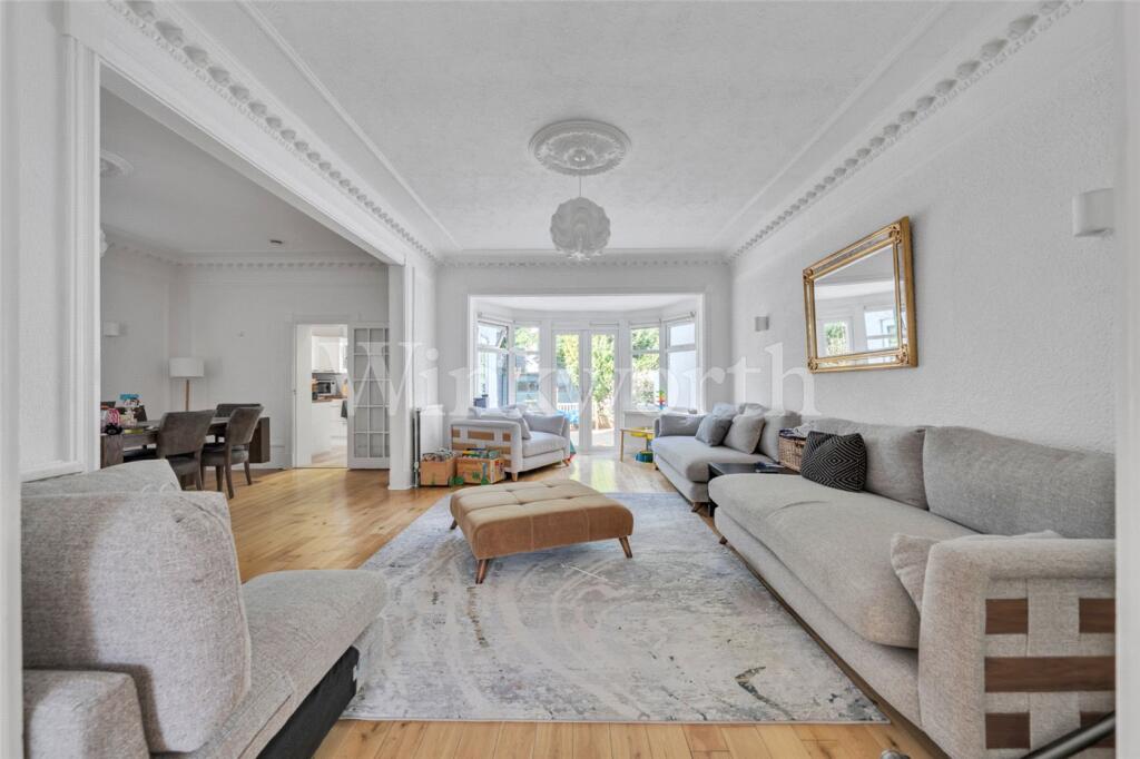 4 bed Semi Detached for rent in Hampstead. From Winkworth - Golders Green