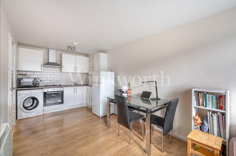1 bed Apartment for rent in London. From Winkworth - Golders Green