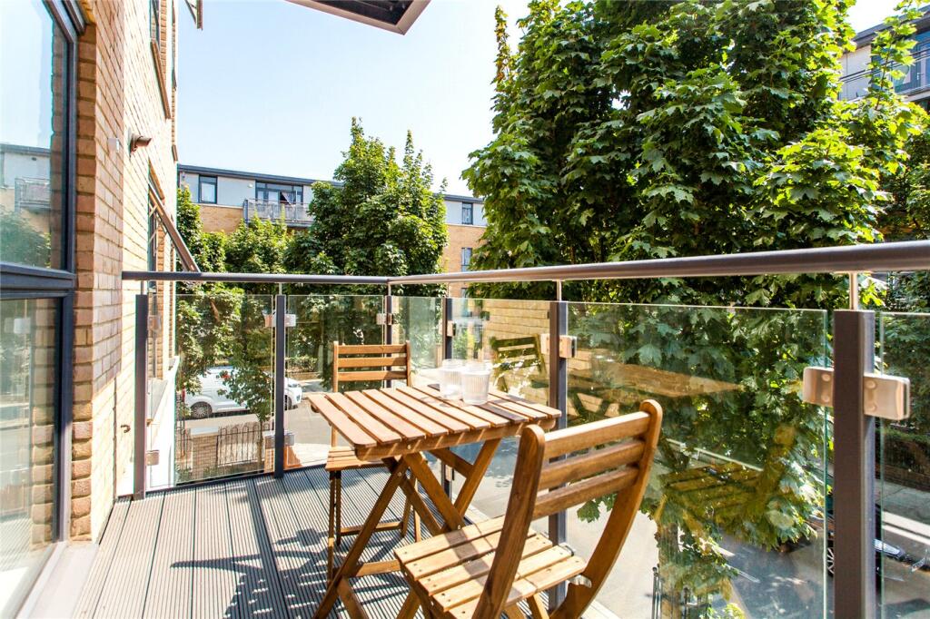 1 bed Apartment for rent in London. From Winkworth - Hackney