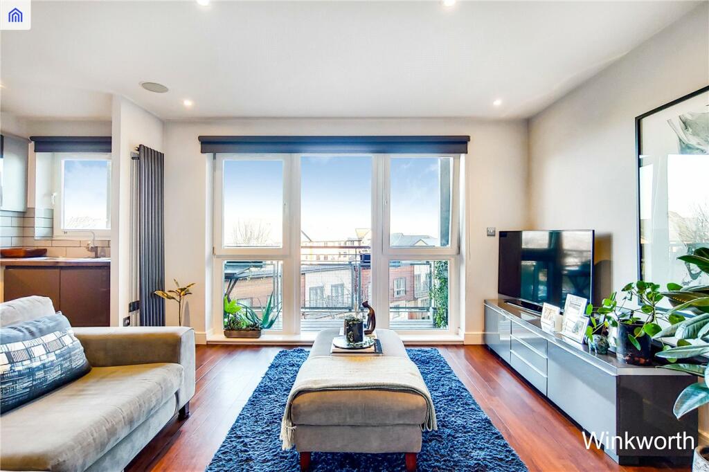 1 bed Apartment for rent in London. From Winkworth - Hackney