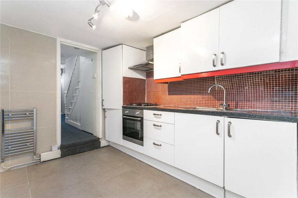 2 bed Annexe for rent in London. From Winkworth - Hackney