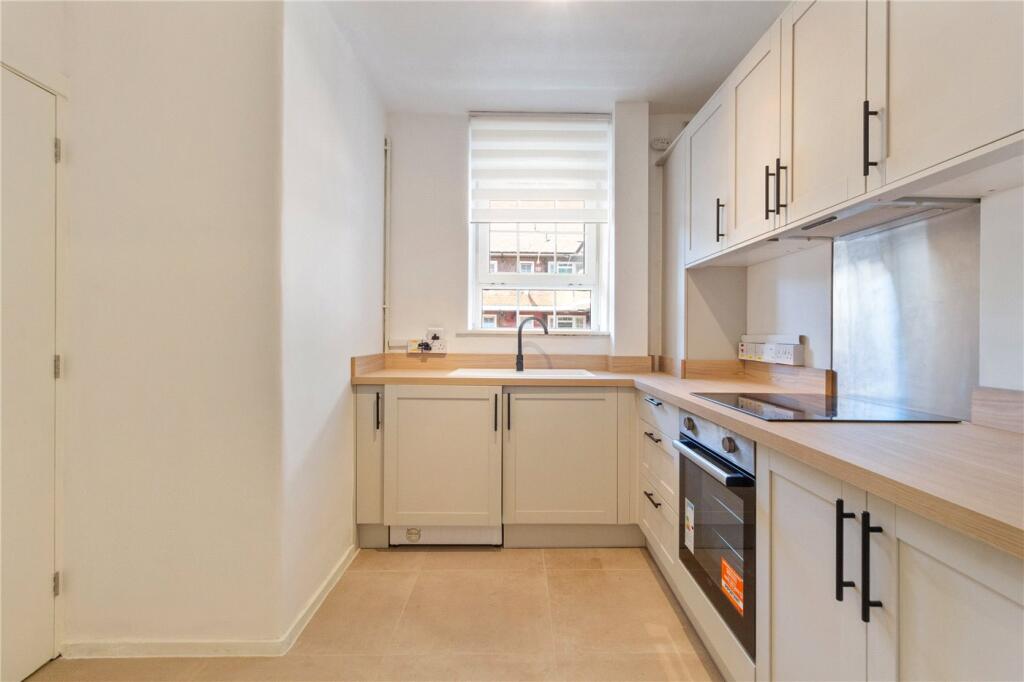 2 bed Apartment for rent in London. From Winkworth - Hackney