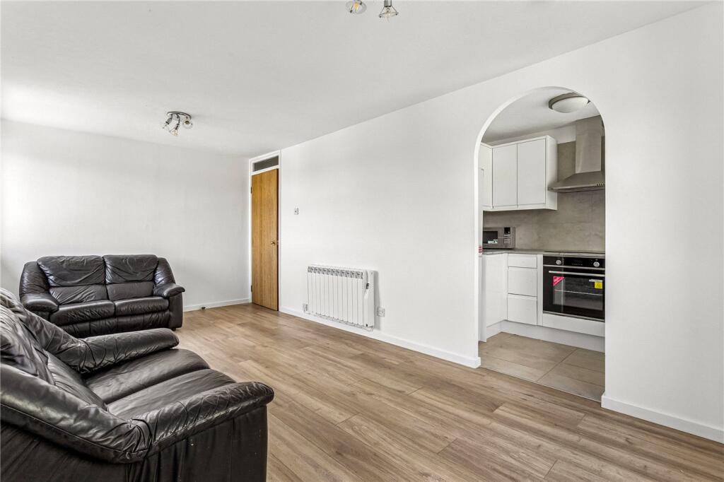 1 bed Apartment for rent in London. From Winkworth - Hackney