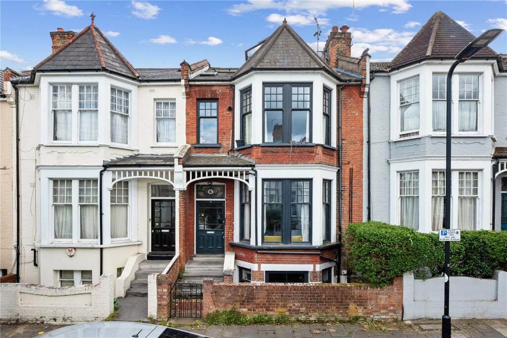 2 bed Car Parking for rent in Hackney. From Winkworth - Hackney
