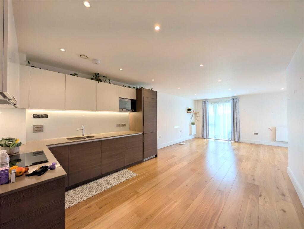 3 bed Apartment for rent in London. From Winkworth - Hendon 3 bed Apartment for rent in London. From Winkworth - Hendon