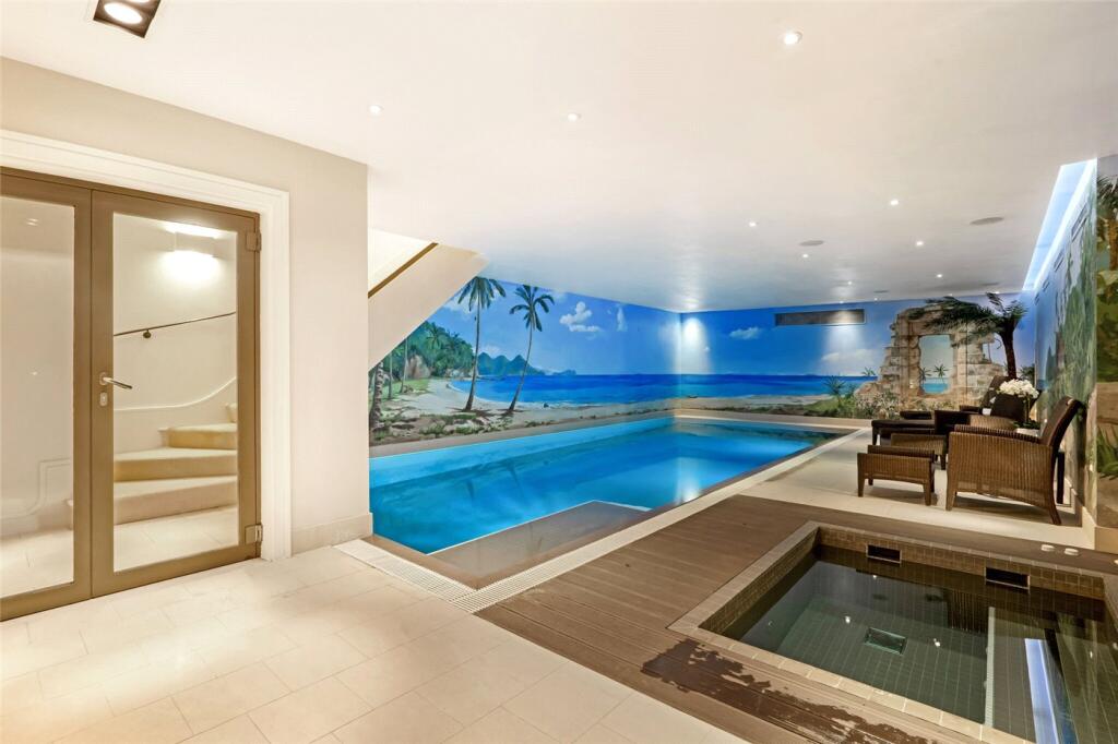 5 bed Mid Terraced House for rent in London. From Winkworth - Kensington 5 bed Mid Terraced House for rent in London. From Winkworth - Kensington