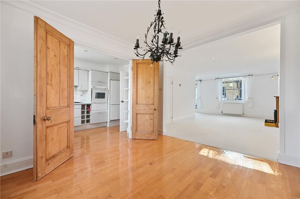 2 bed Mid Terraced House for rent in London. From Winkworth - Kensington 2 bed Mid Terraced House for rent in London. From Winkworth - Kensington