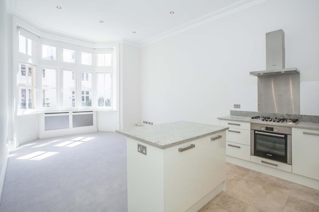 2 bed Apartment for rent in Kensington. From Winkworth - Kensington