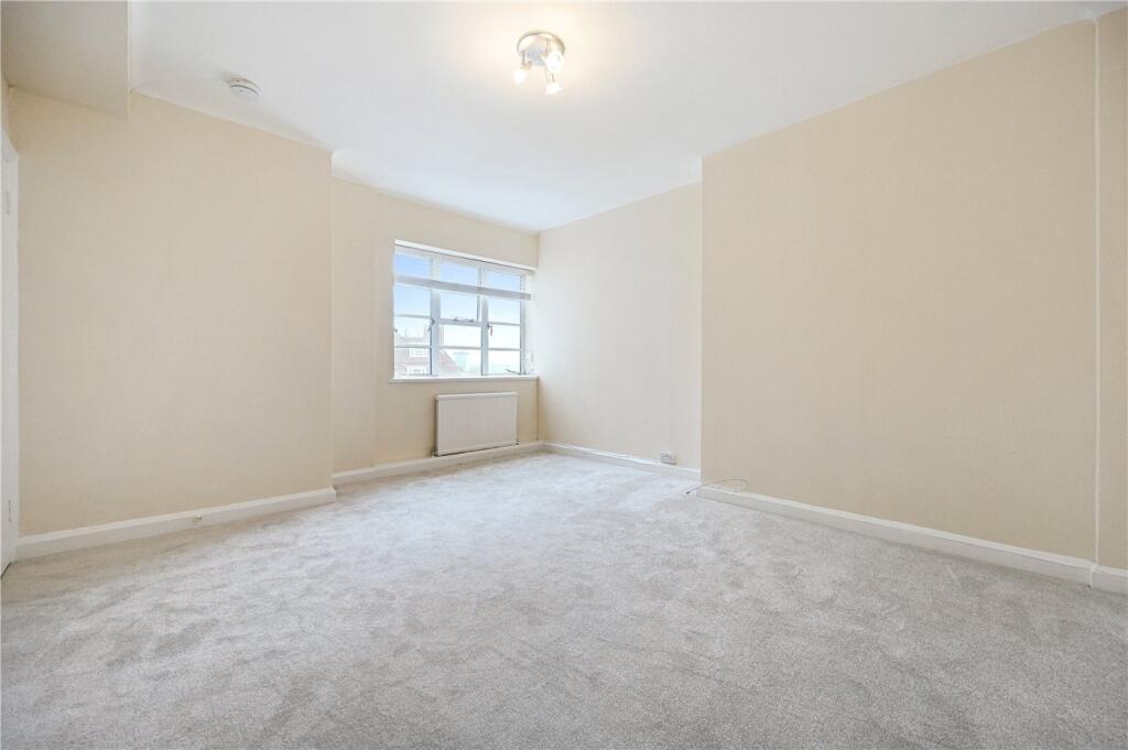 2 bed Apartment for rent in London. From Winkworth - Kensington