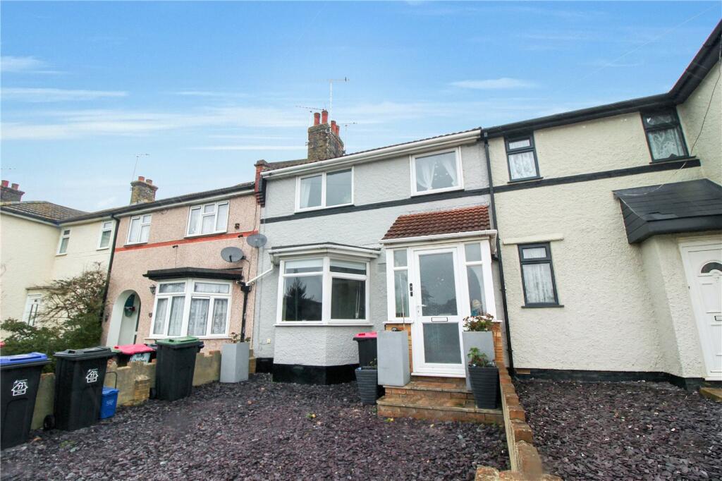3 bed Mid Terraced House for rent in Hadleigh. From Winkworth - Leigh on Sea