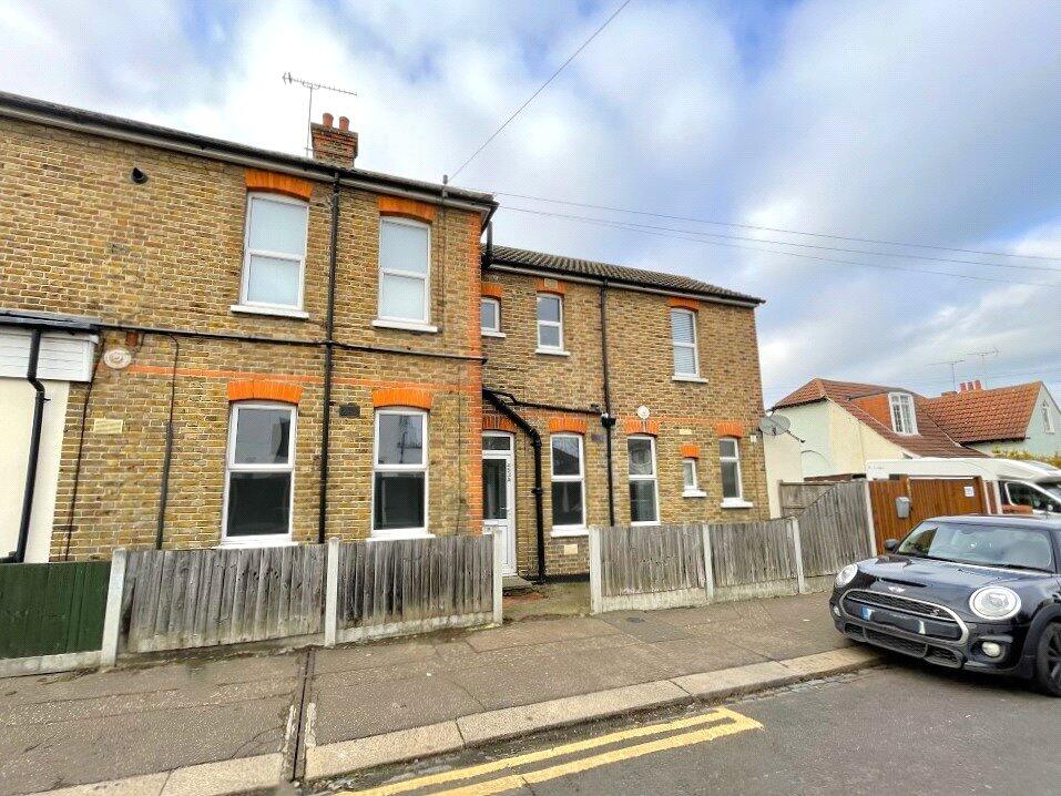 1 bed Apartment for rent in Southend-on-Sea. From Winkworth - Leigh on Sea