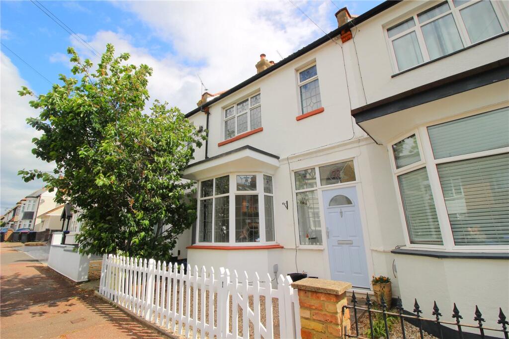 3 bed Mid Terraced House for rent in Hadleigh. From Winkworth - Leigh on Sea