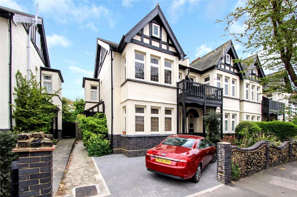 2 bed Apartment for rent in Southend-on-Sea. From Winkworth - Leigh on Sea 2 bed Apartment for rent in Southend-on-Sea. From Winkworth - Leigh on Sea