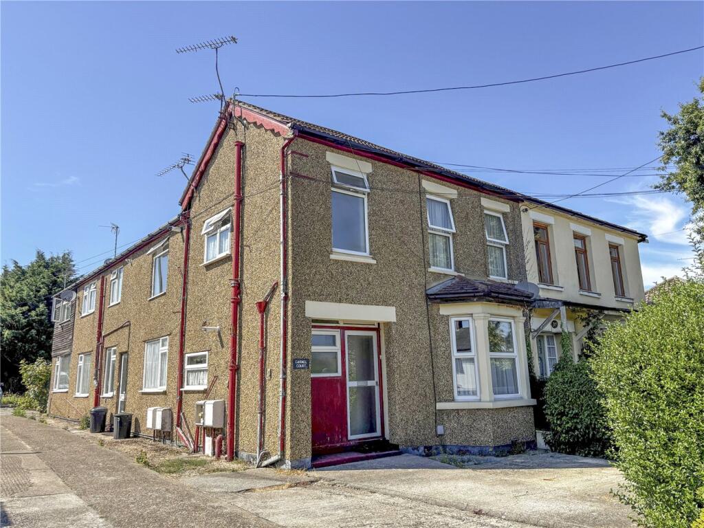 1 bed Apartment for rent in Daws Heath. From Winkworth - Leigh on Sea 1 bed Apartment for rent in Daws Heath. From Winkworth - Leigh on Sea