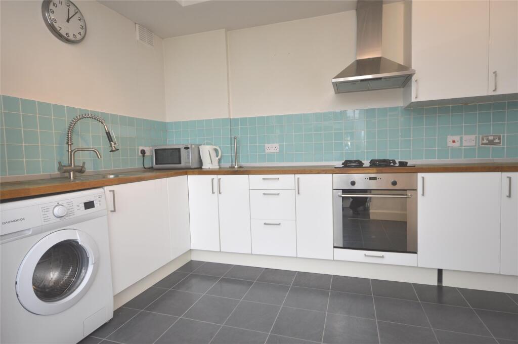 1 bed Apartment for rent in Streatham. From Andrews Letting and Management - Balham