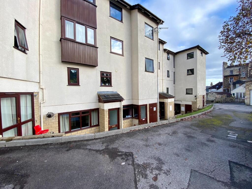 1 bed Apartment for rent in Upper Swainswick. From Andrews Letting and Management - Bath Central 1 bed Apartment for rent in Upper Swainswick. From Andrews Letting and Management - Bath Central
