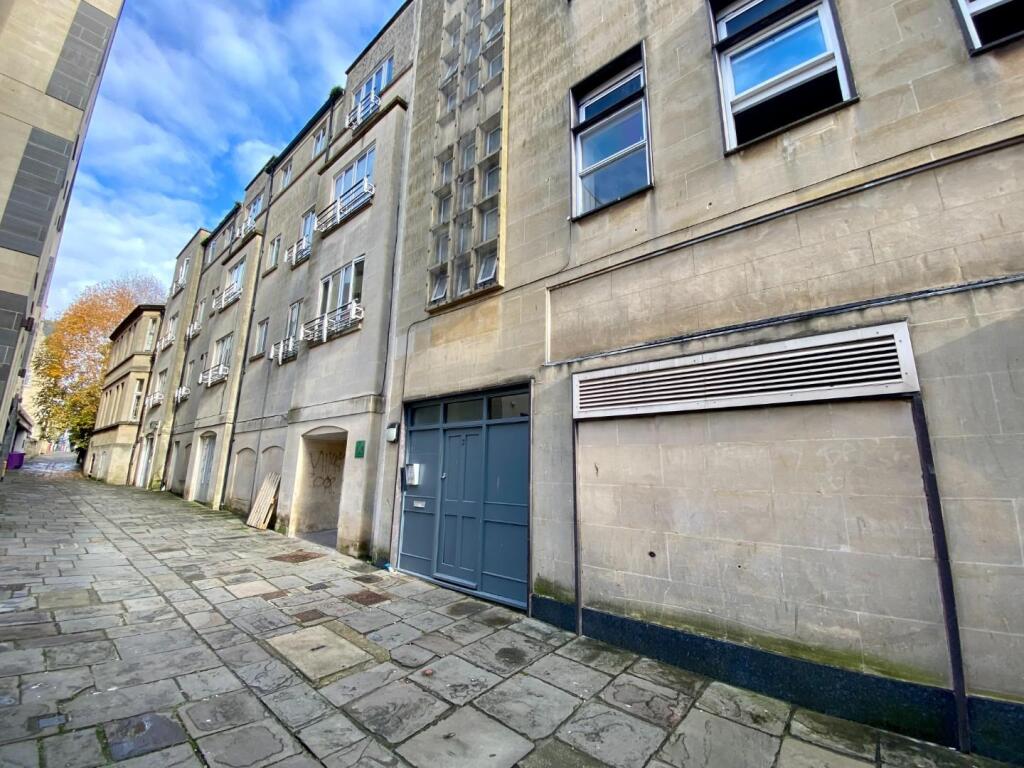 1 bed Apartment for rent in Bath. From Andrews Letting and Management - Bath Central