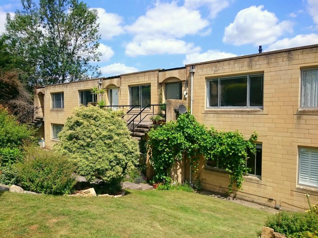 2 bed Apartment for rent in Bath. From Andrews Letting and Management - Bath Central 2 bed Apartment for rent in Bath. From Andrews Letting and Management - Bath Central