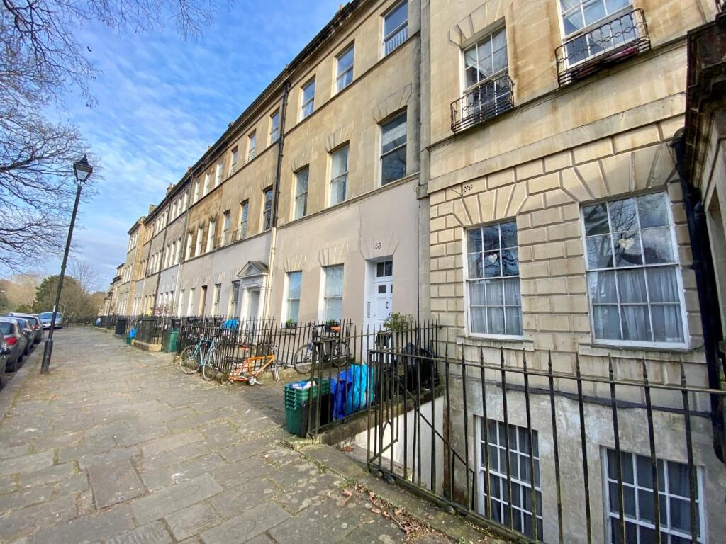 1 bed Apartment for rent in Bath. From Andrews Letting and Management - Bath Central