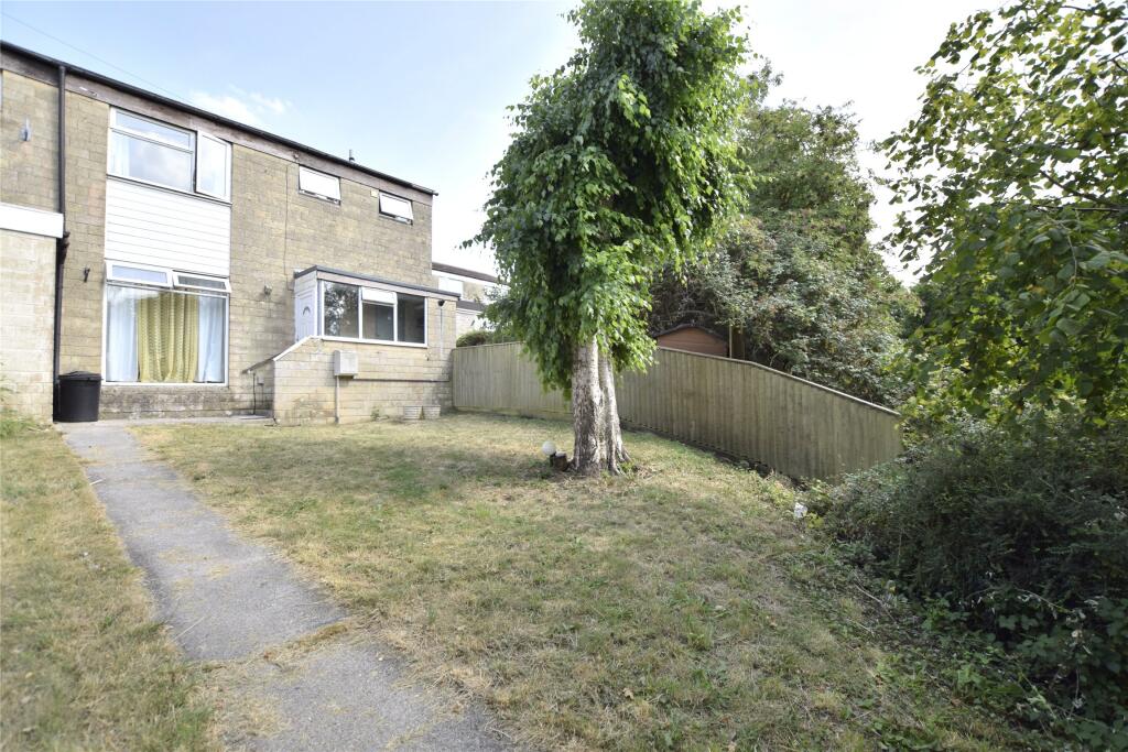3 bed End of Terrace for rent in Bath. From Andrews Letting and Management - Bear Flat