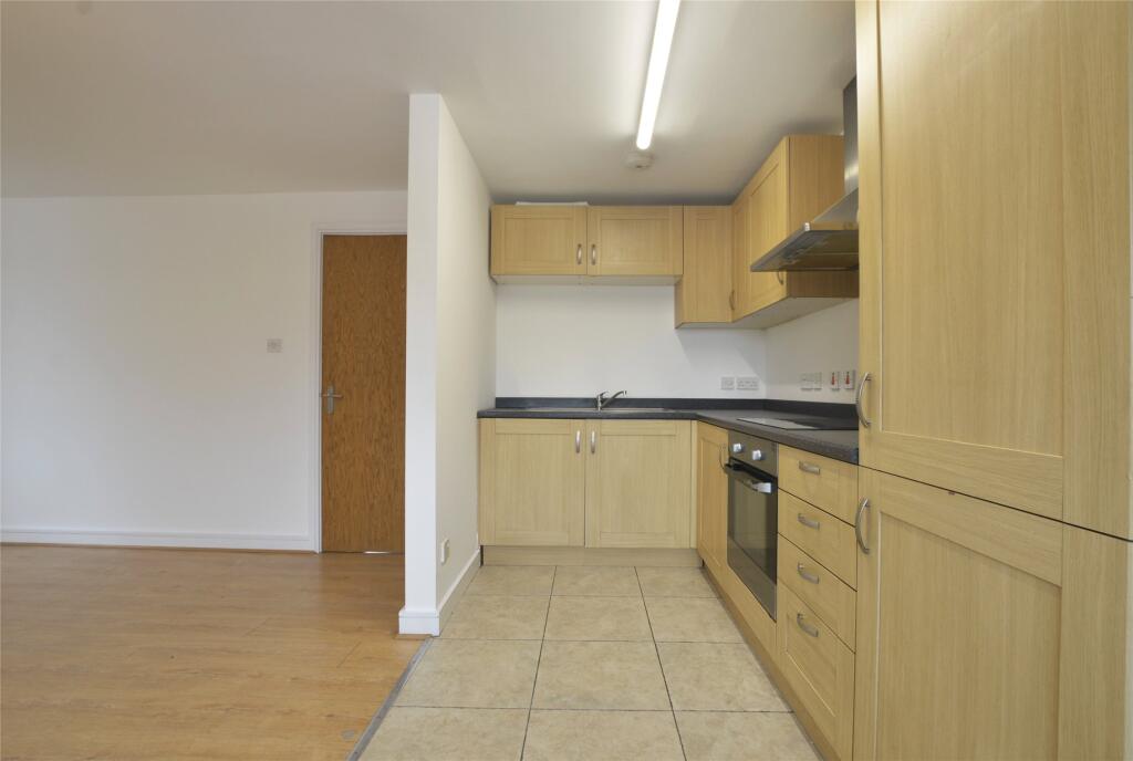 1 bed Apartment for rent in Woodmancote. From Andrews Letting and Management - Bishops Cleeve