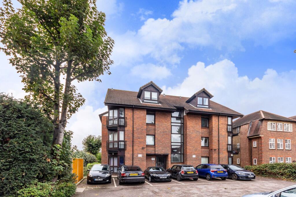 1 bed House (unspecified) for rent in Beckenham. From The Address - Beckenham
