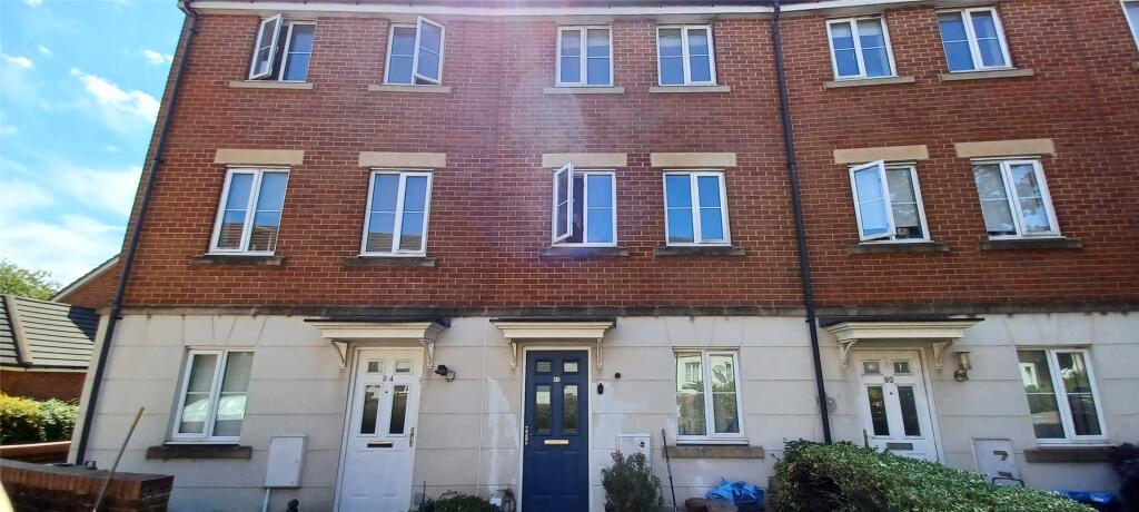 4 bed Mid Terraced House for rent in Filton. From Andrews Letting and Management - Bishopston
