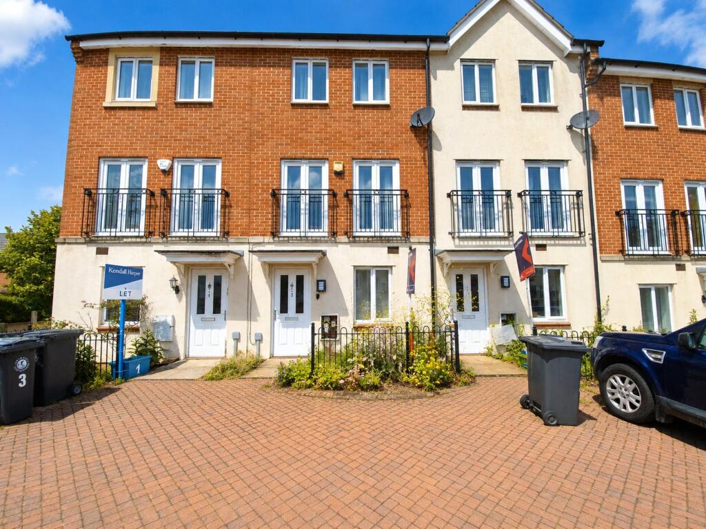 4 bed Mid Terraced House for rent in Bristol. From Andrews Letting and Management - Bishopston 4 bed Mid Terraced House for rent in Bristol. From Andrews Letting and Management - Bishopston
