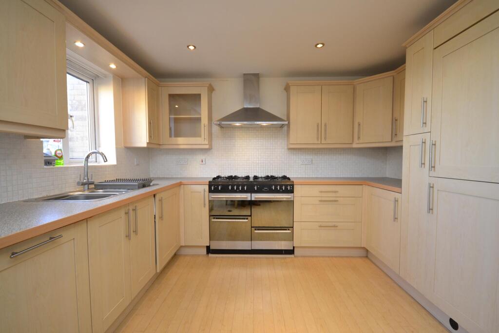 4 bed Mid Terraced House for rent in Filton. From Andrews Letting and Management - Bishopston
