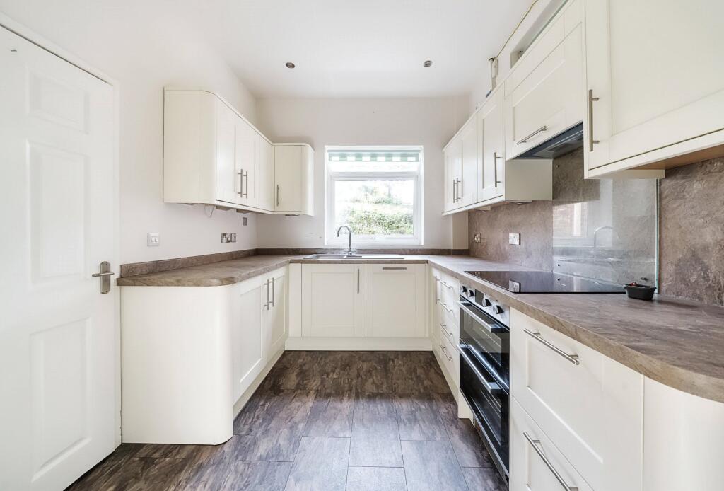 4 bed Detached for rent in Prestbury. From Andrews Letting and Management - Cheltenham 4 bed Detached for rent in Prestbury. From Andrews Letting and Management - Cheltenham