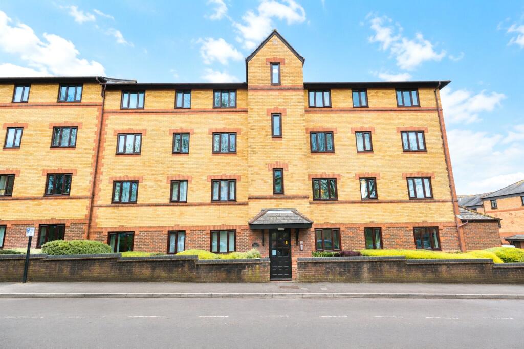 2 bed Apartment for rent in Bristol. From Andrews Letting and Management - Clifton