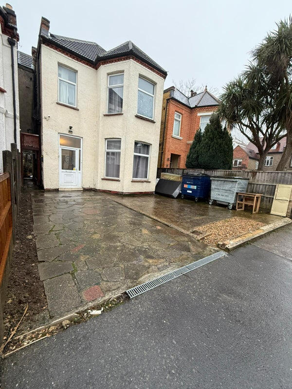 0 bed Studio for rent in Harrow. From Emoov - Chelmsford